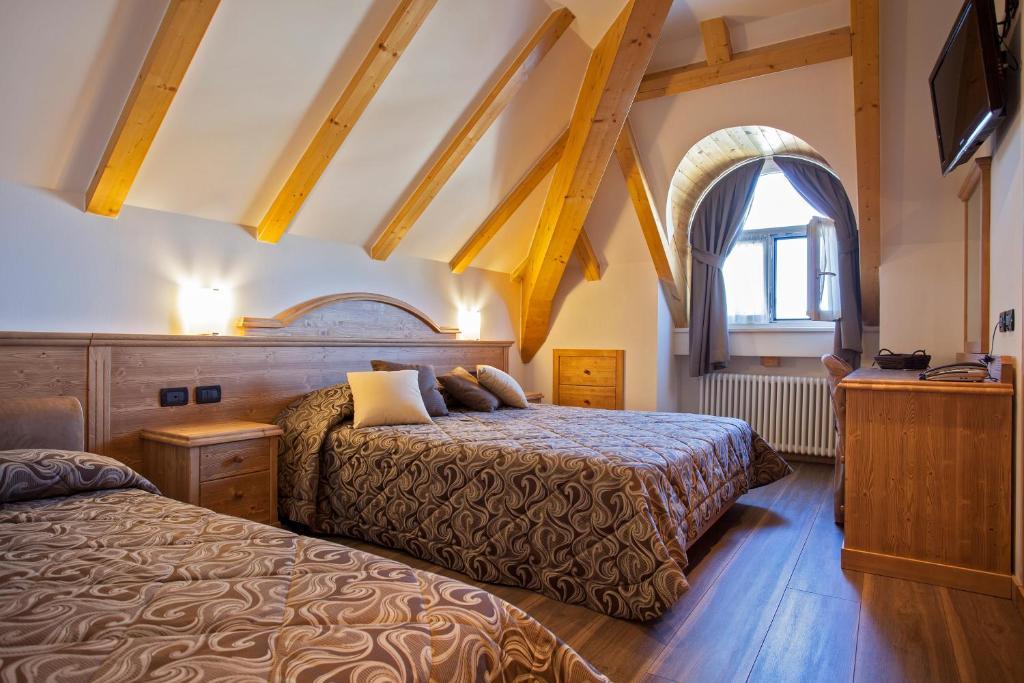 Hotel Vittoria Фольгарія Номер фото