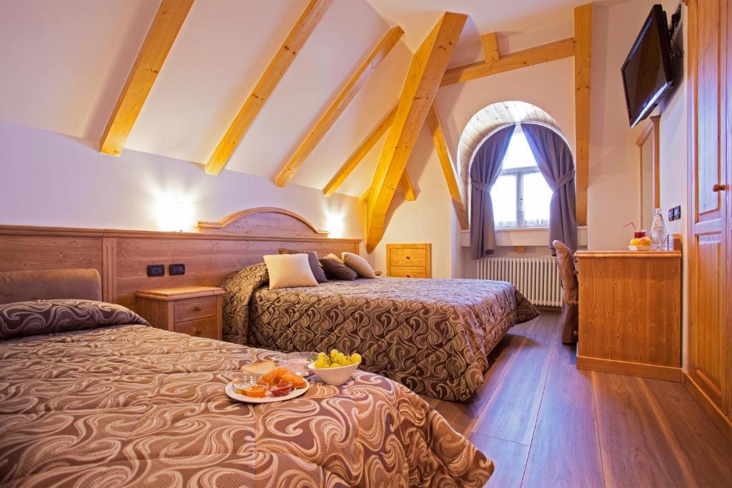 Hotel Vittoria Фольгарія Номер фото